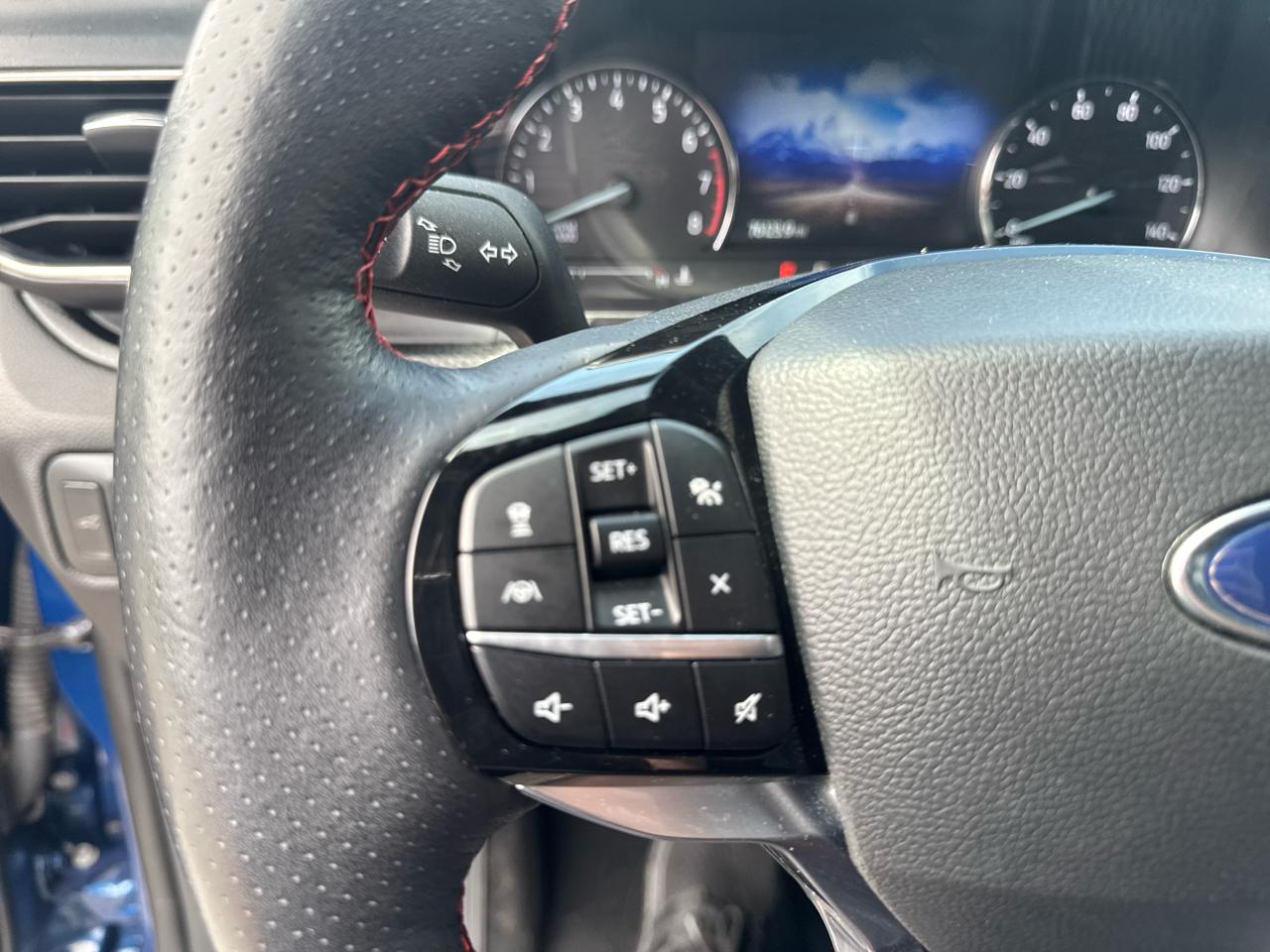 Ford Explorer  2022