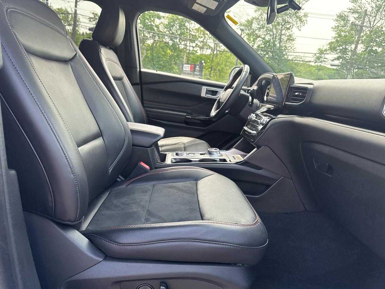Ford Explorer  2022