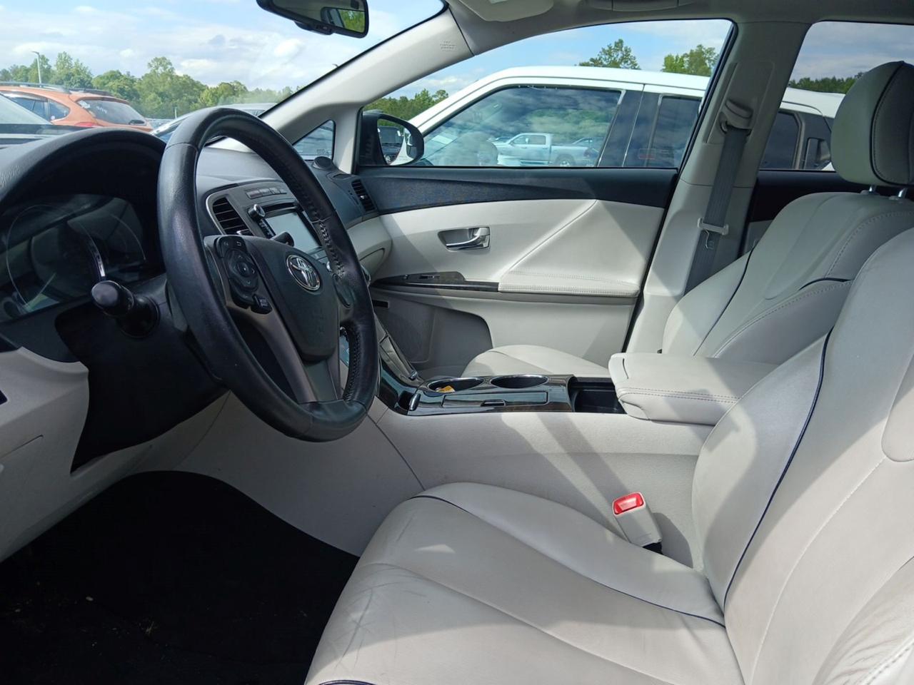 Toyota Venza  2014
