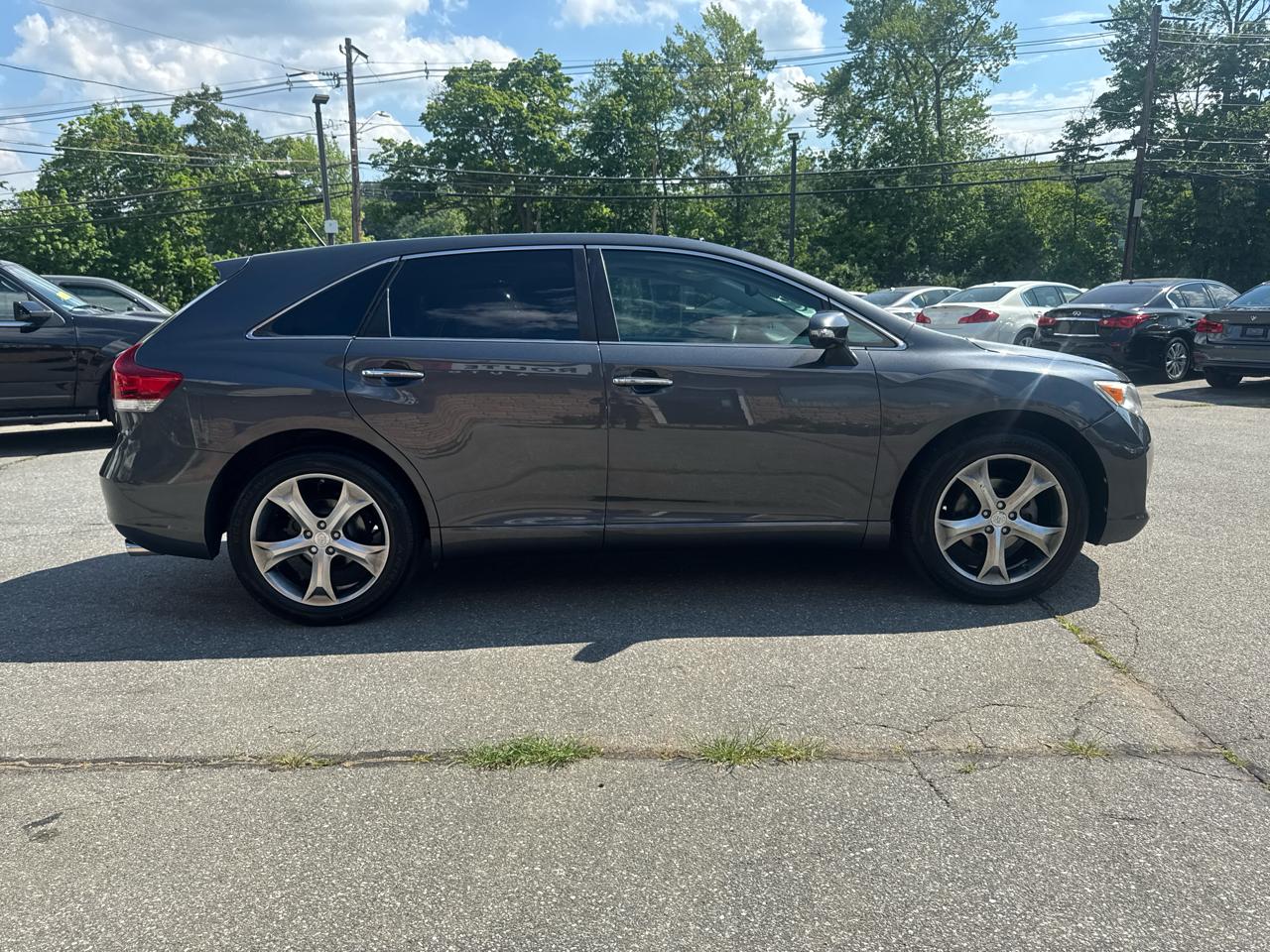 Toyota Venza  2014