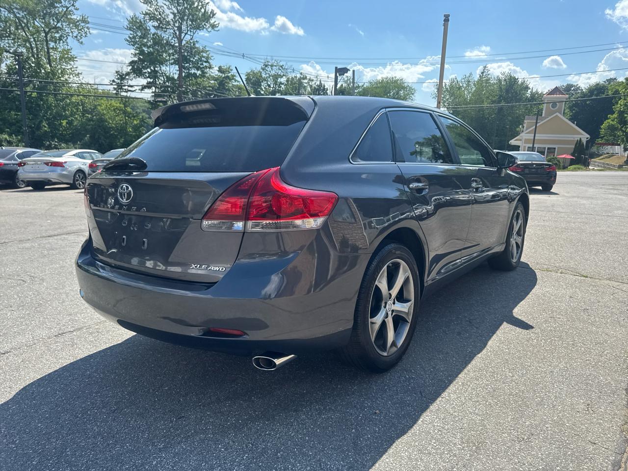 Toyota Venza  2014