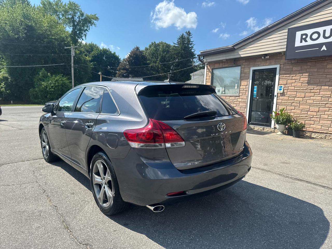 Toyota Venza  2014