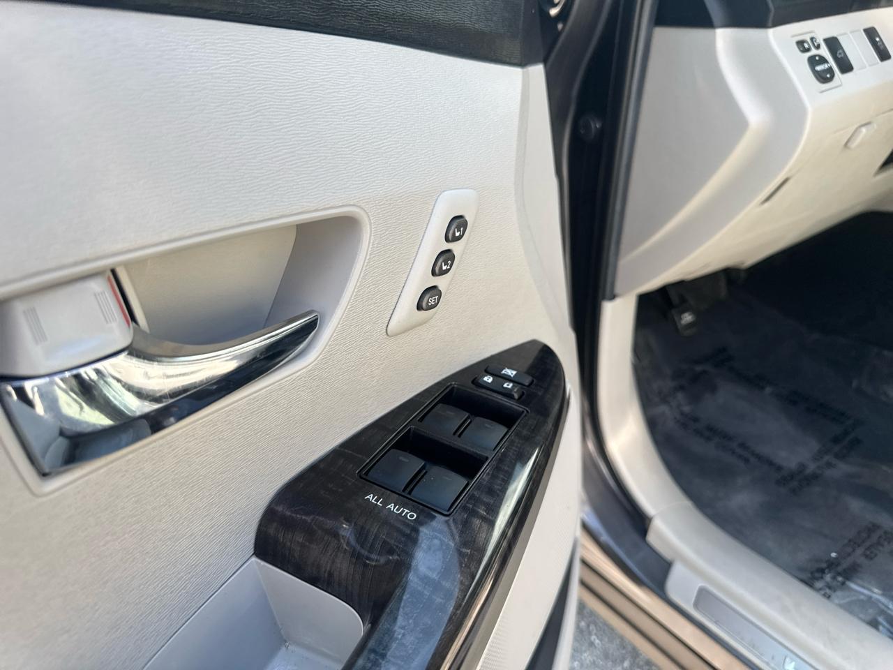 Toyota Venza  2014