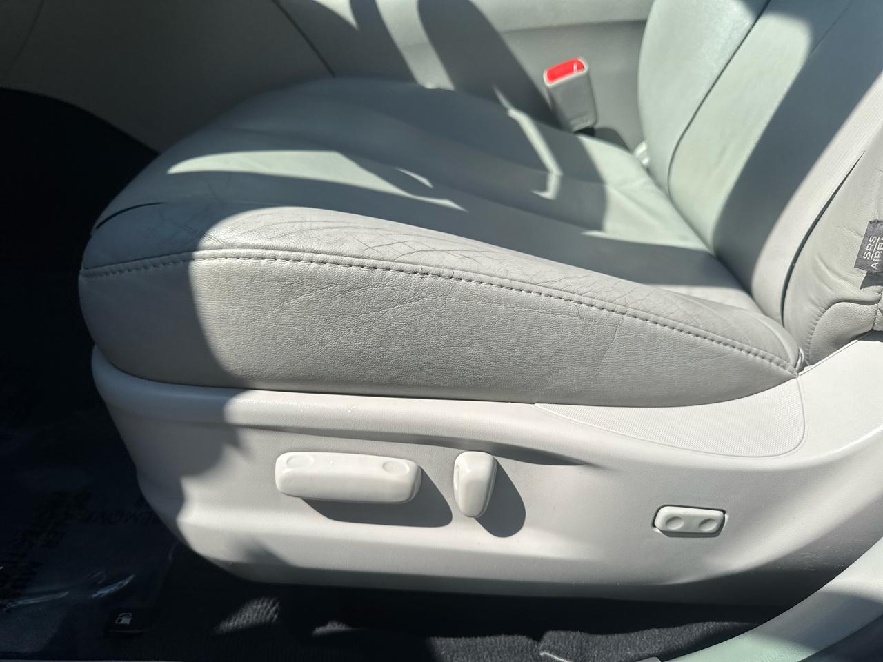 Toyota Venza  2014