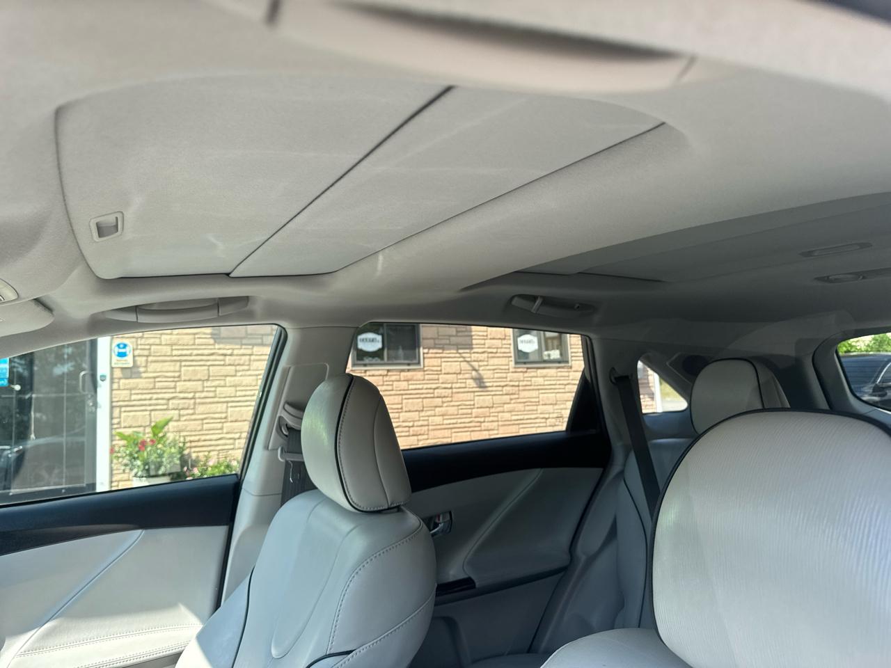 Toyota Venza  2014