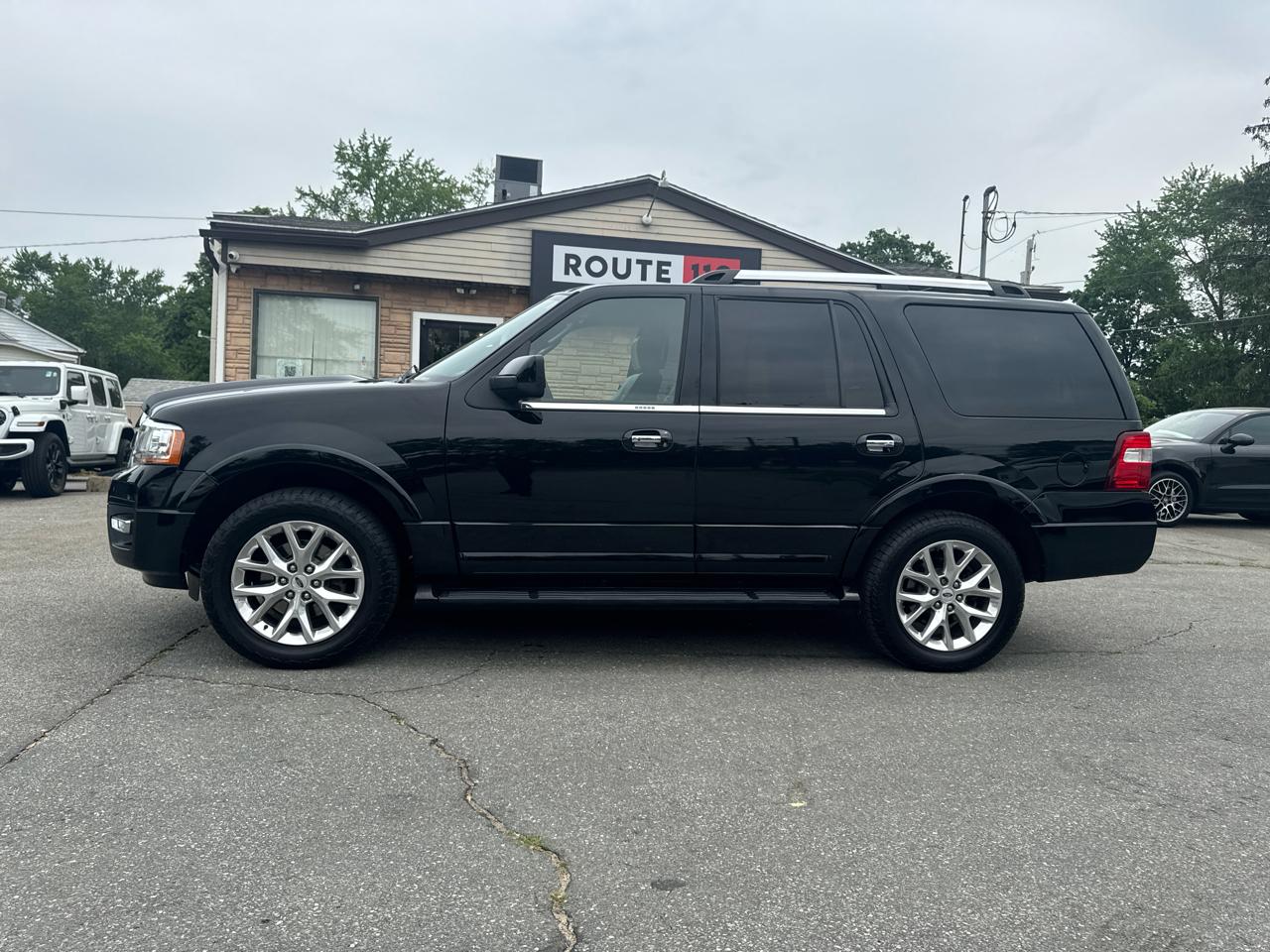 Ford Expedition  2017