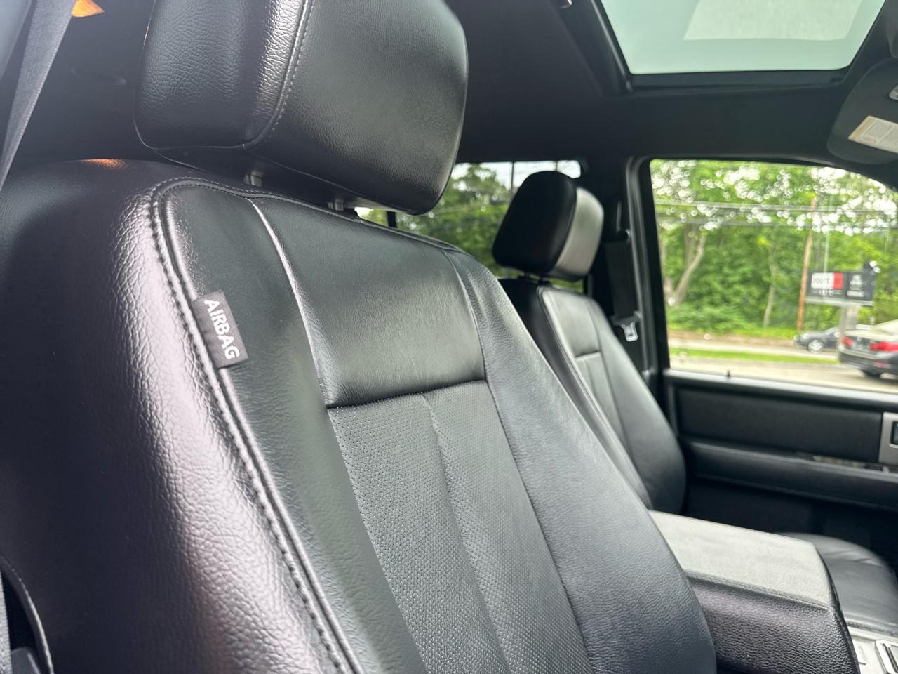 Ford Expedition  2017