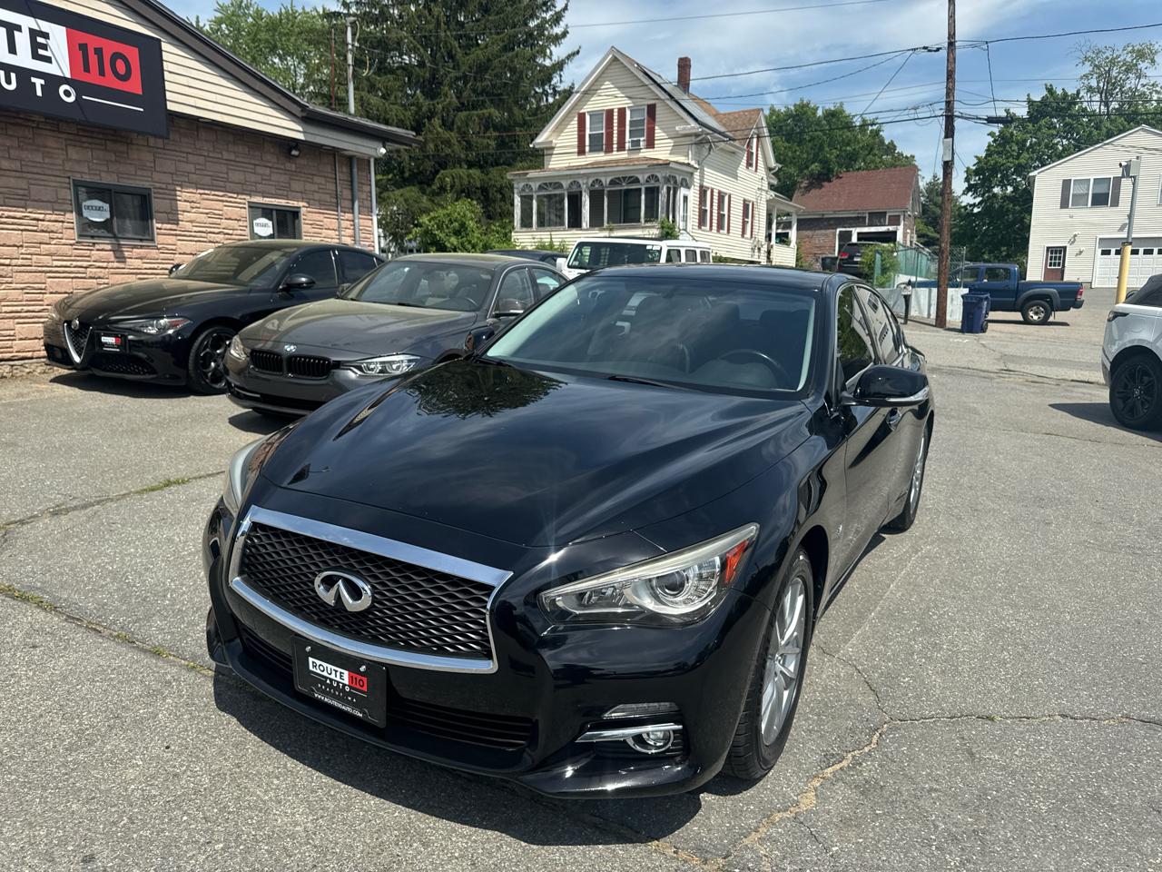 Infiniti Q50  2014
