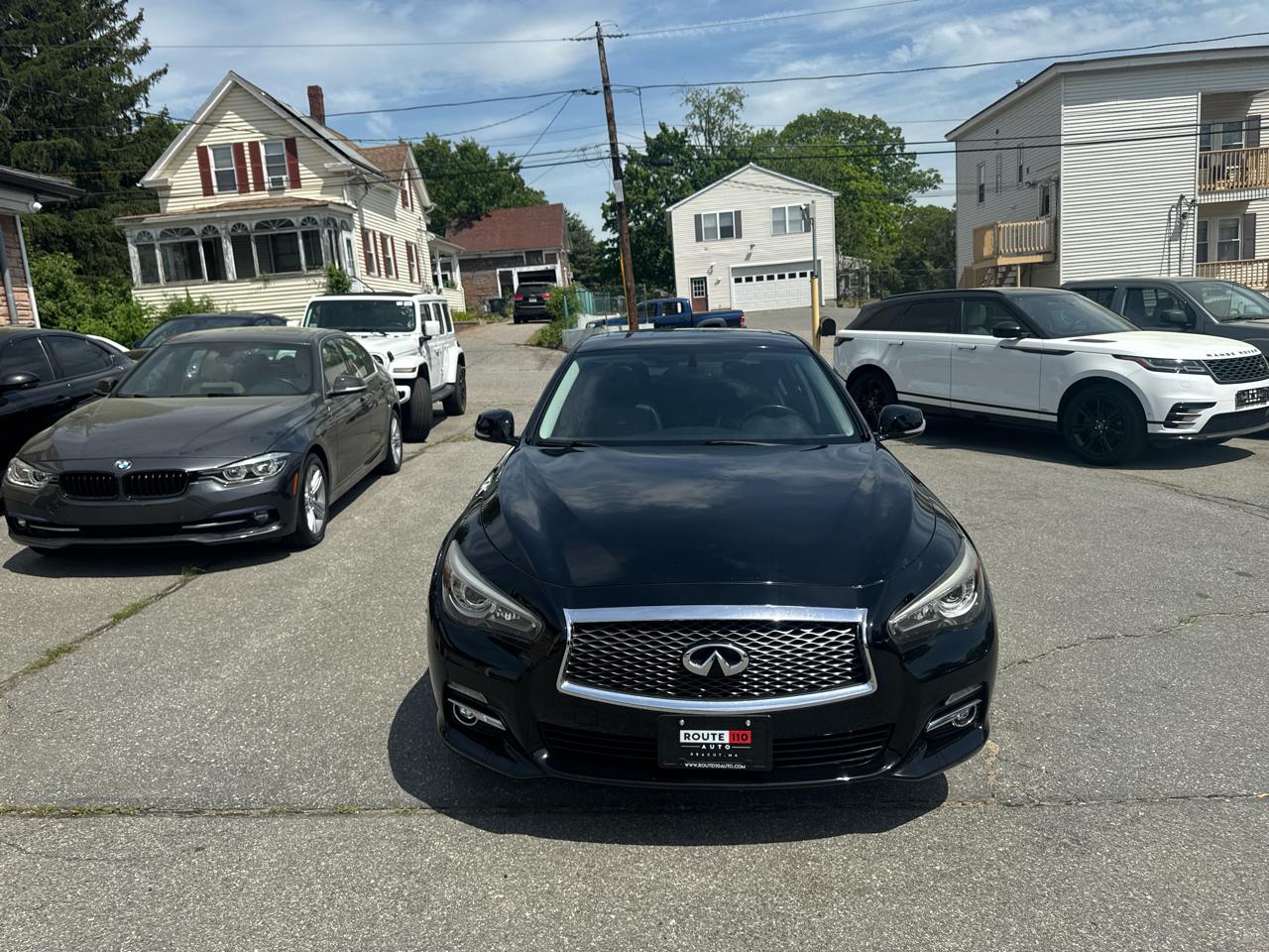 Infiniti Q50  2014