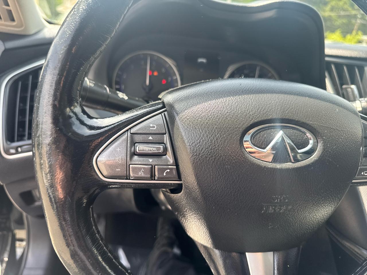 Infiniti Q50  2014