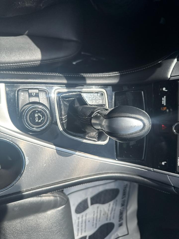Infiniti Q50  2014