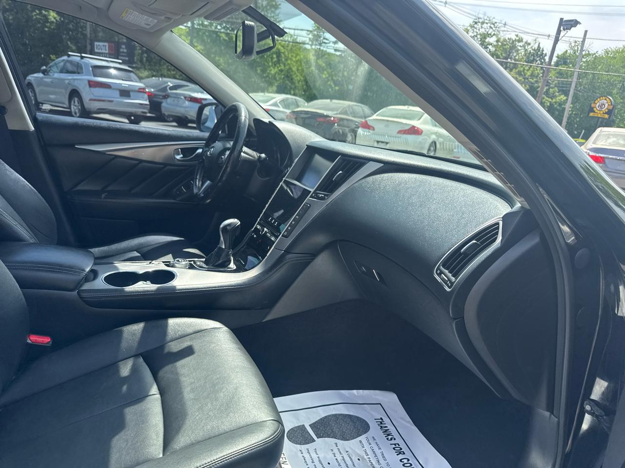 Infiniti Q50  2014