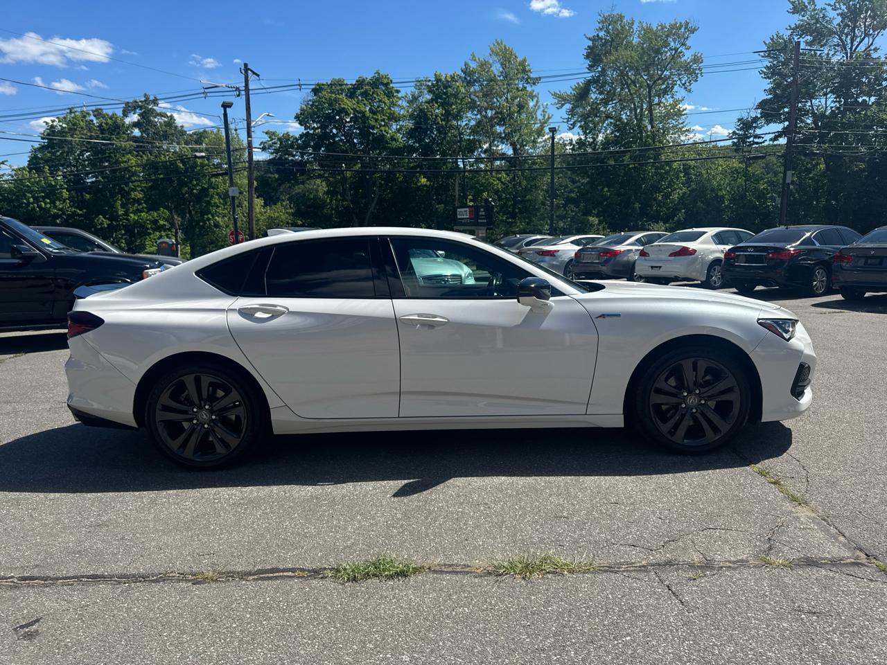 Acura TLX  2023