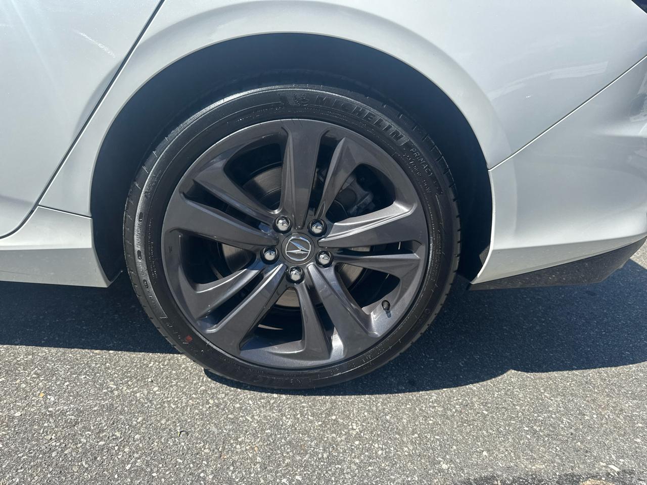 Acura TLX  2023