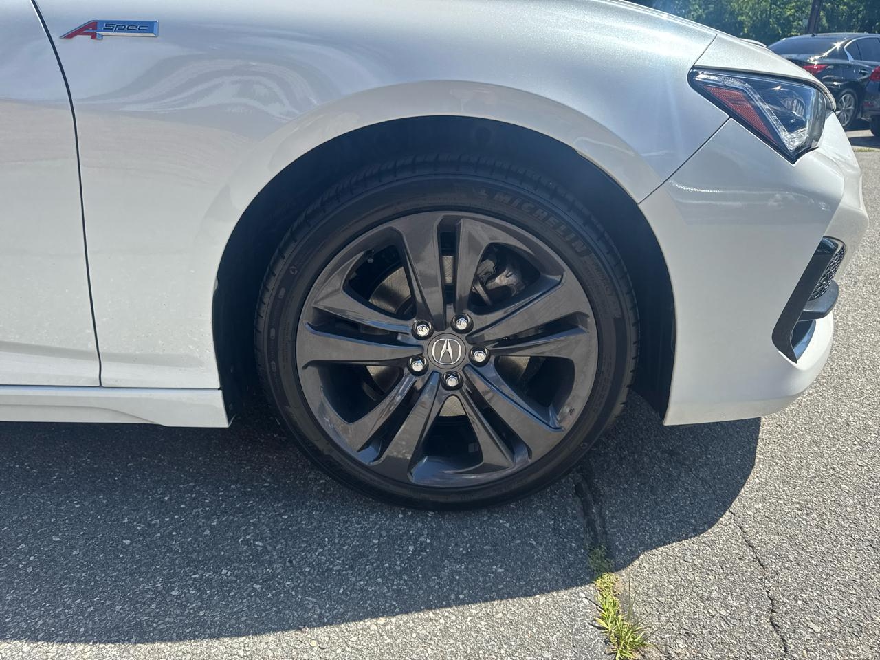 Acura TLX  2023