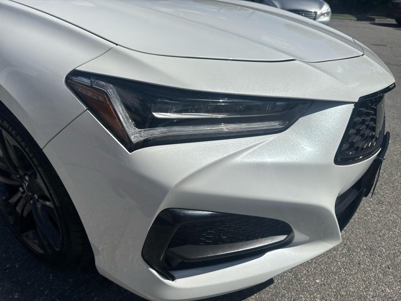 Acura TLX  2023