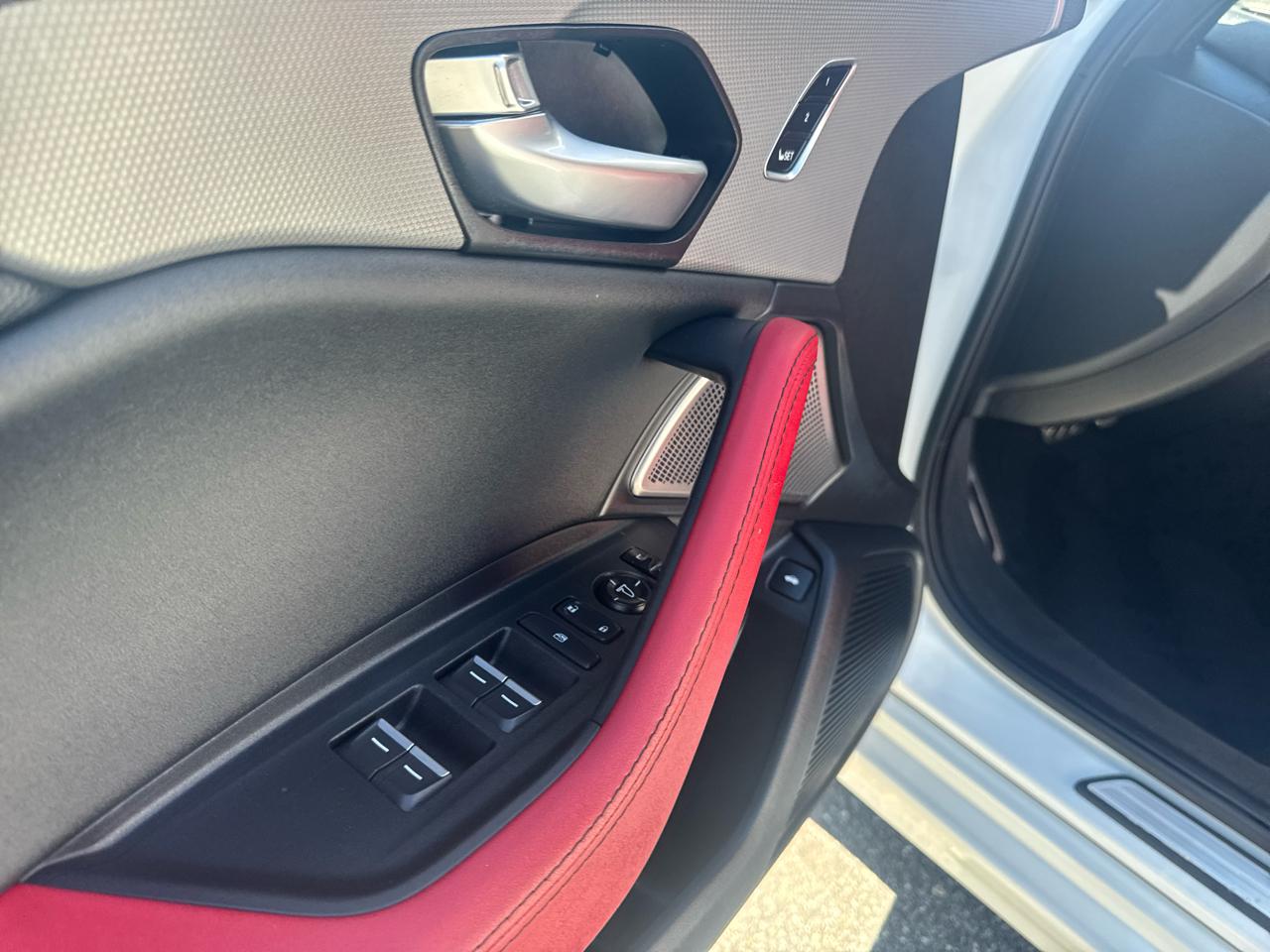 Acura TLX  2023