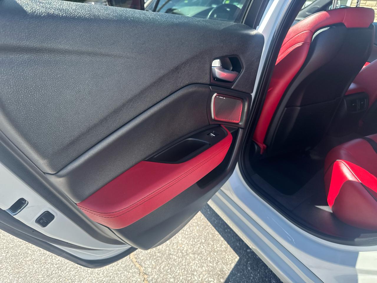 Acura TLX  2023