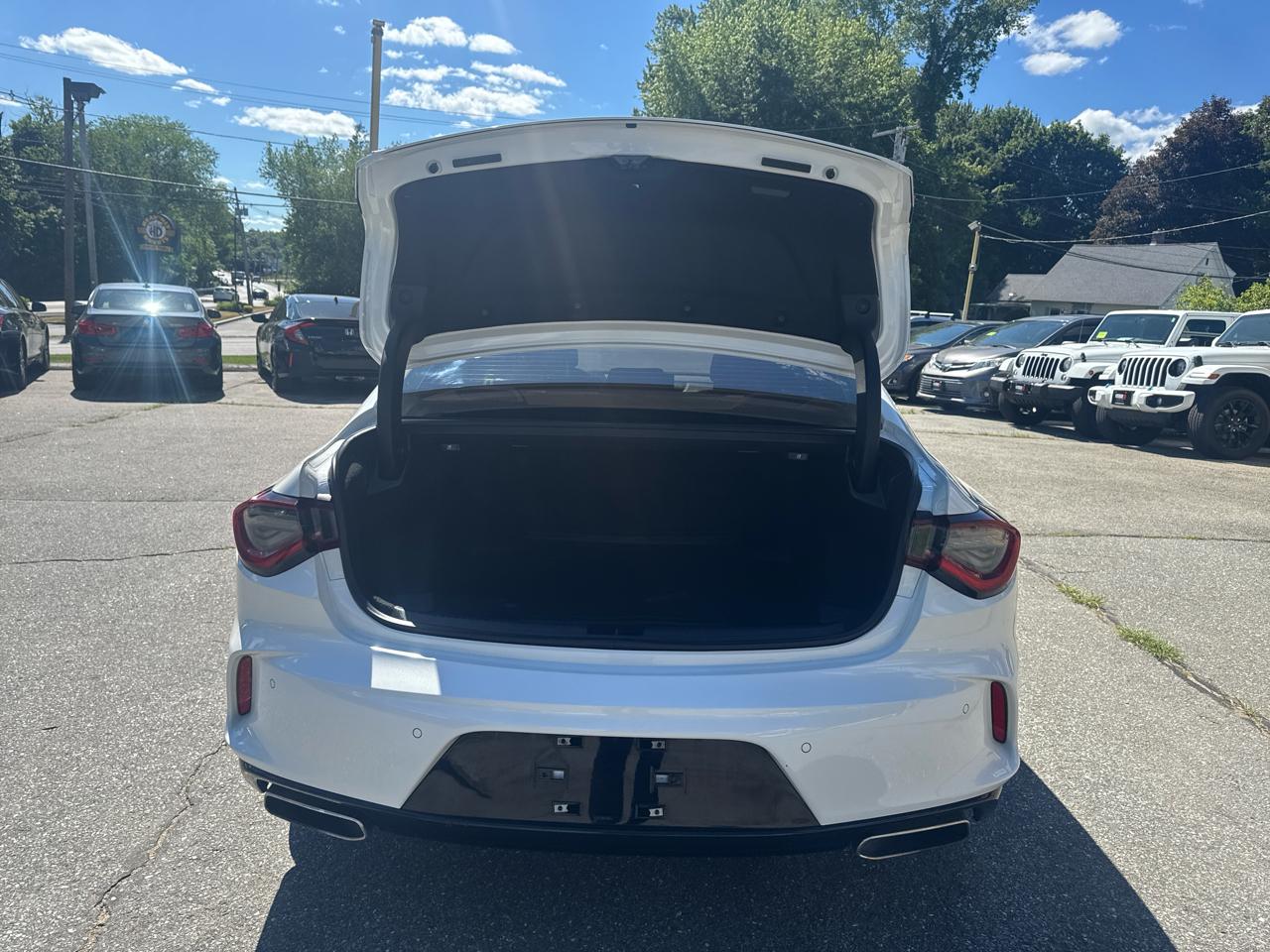 Acura TLX  2023
