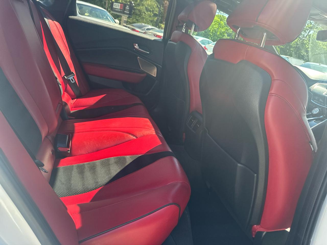 Acura TLX  2023