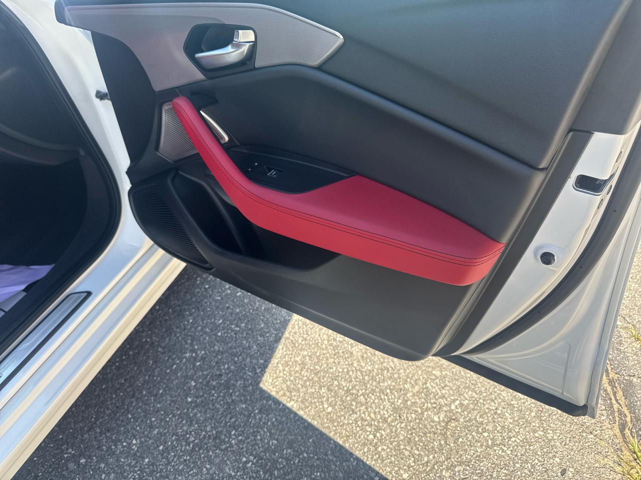 Acura TLX  2023