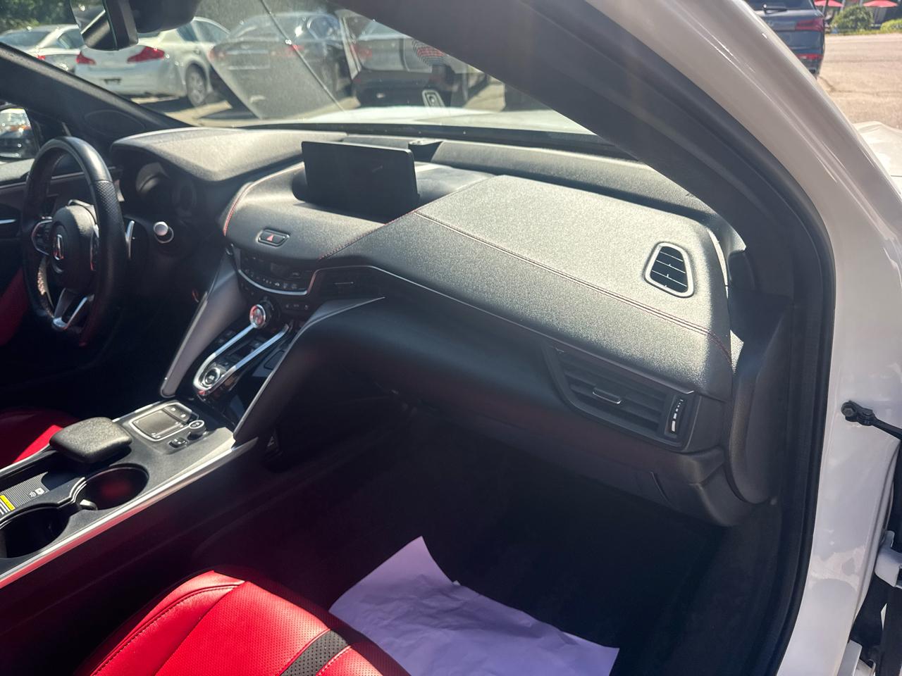 Acura TLX  2023
