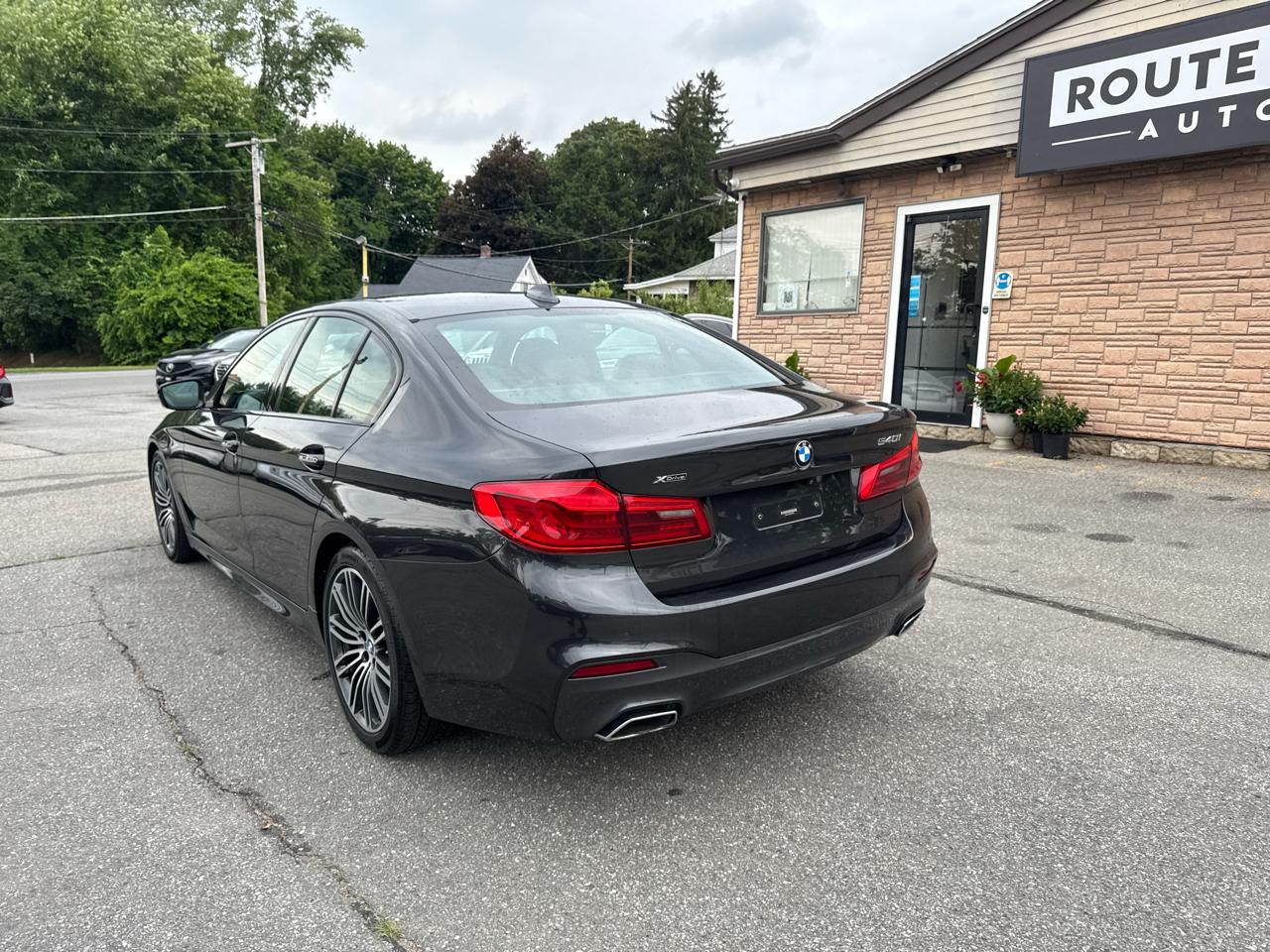 BMW 5 Series  2017