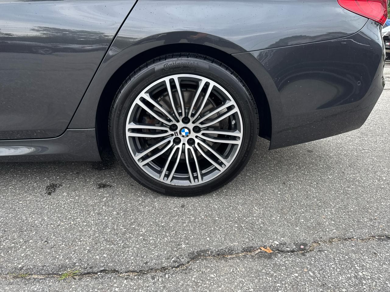 BMW 5 Series  2017
