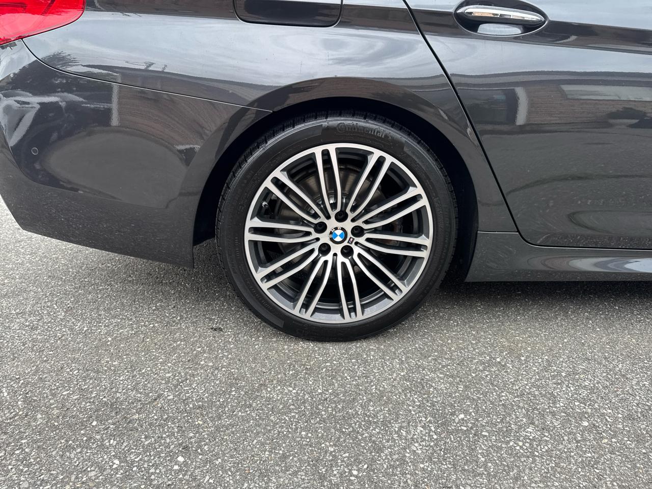 BMW 5 Series  2017