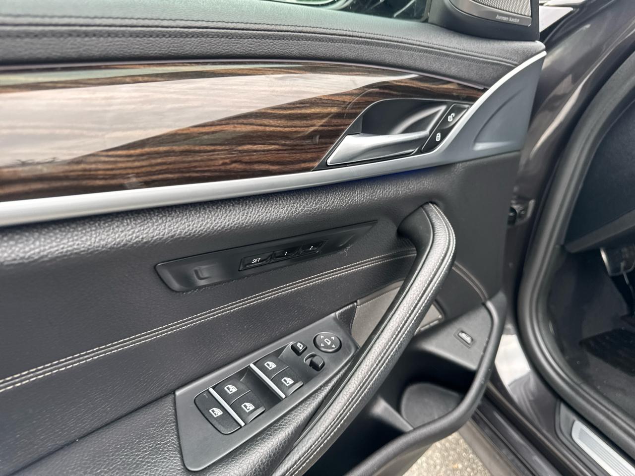 BMW 5 Series  2017