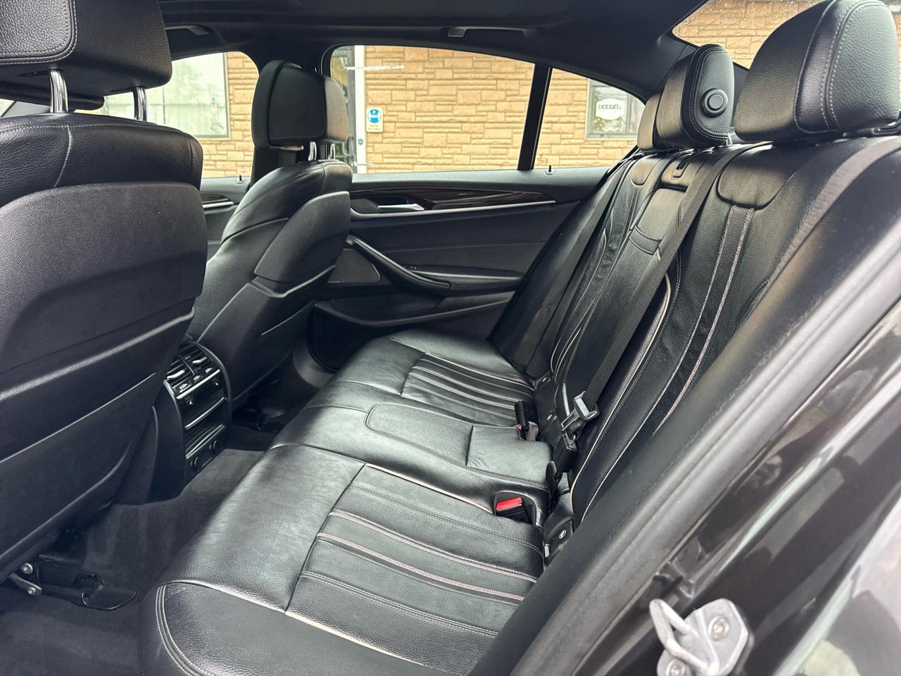 BMW 5 Series  2017