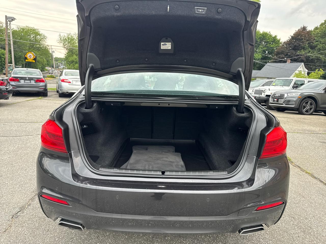 BMW 5 Series  2017