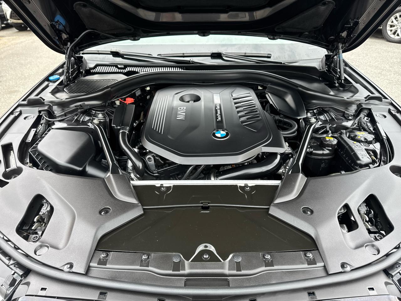 BMW 5 Series  2017