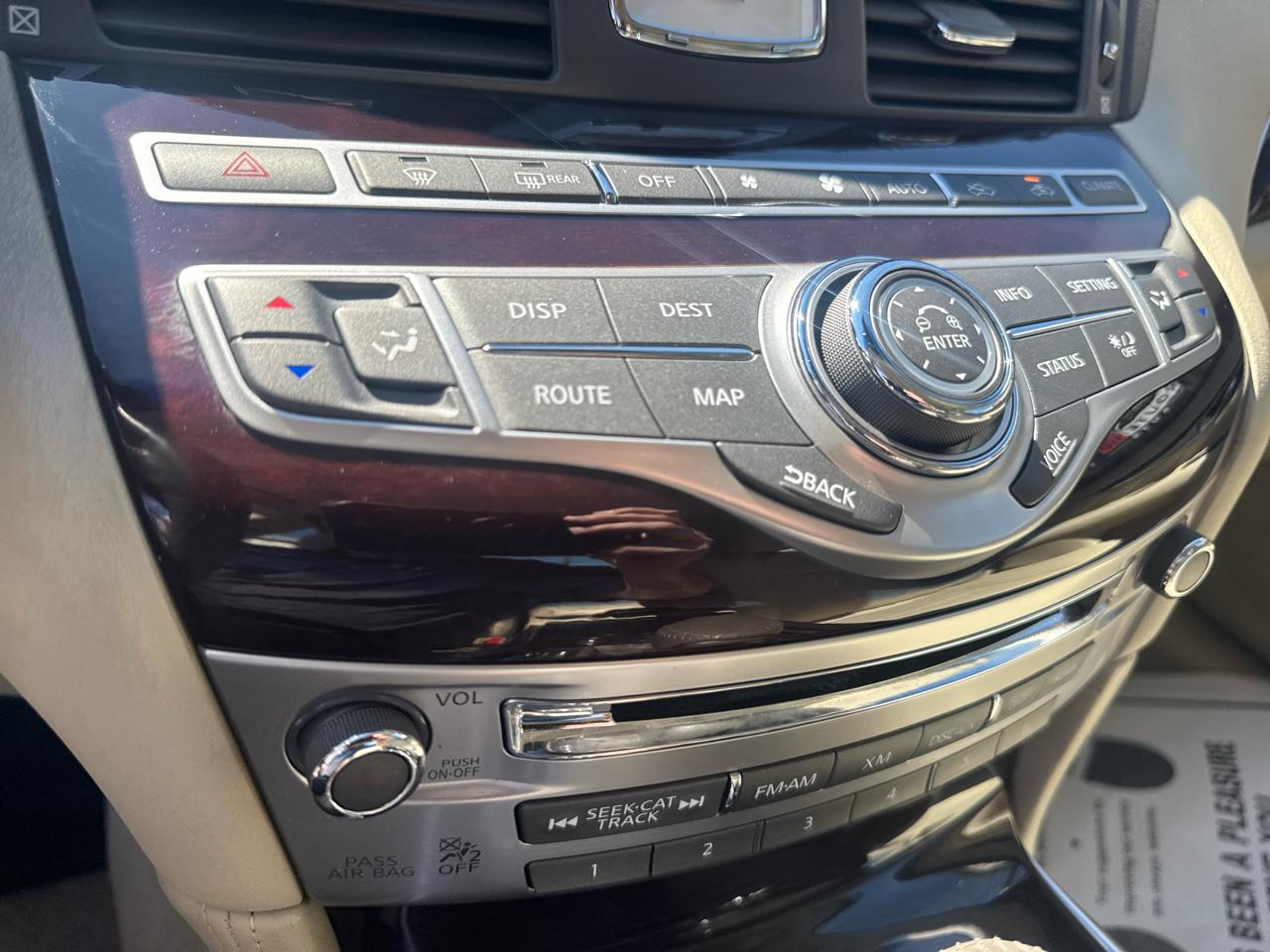 Infiniti M37  2013