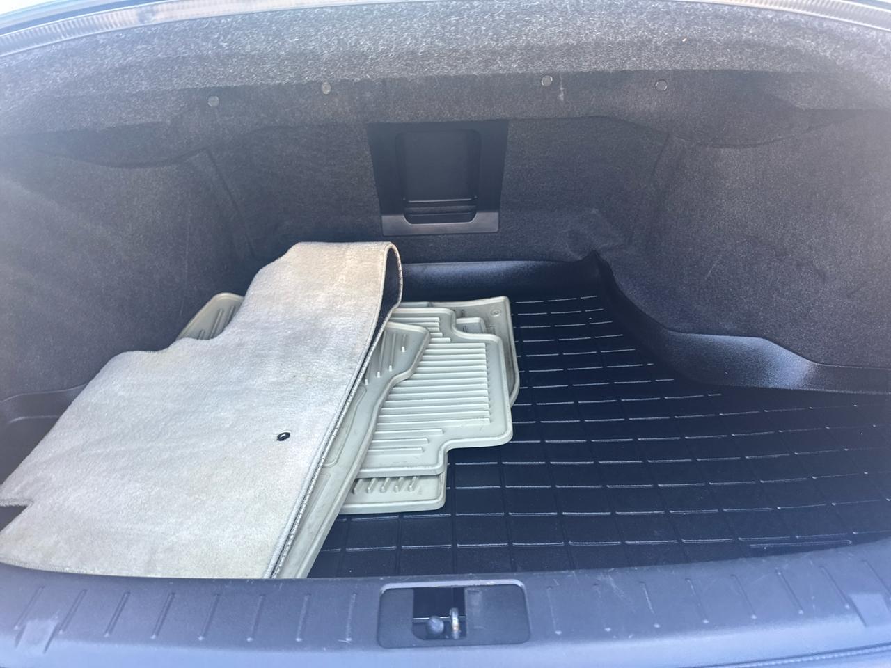 Infiniti M37  2013