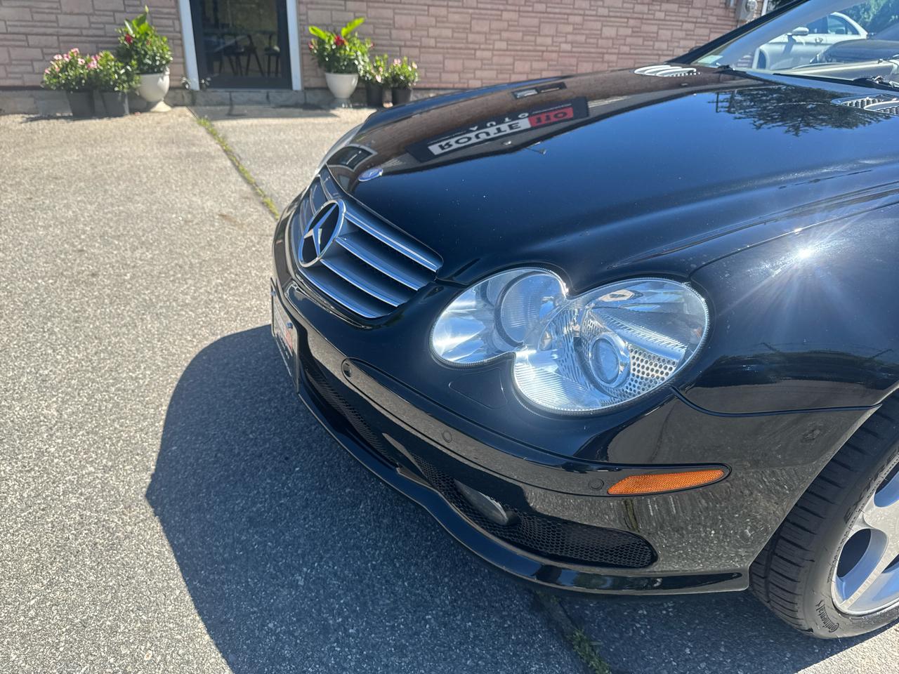 Mercedes-Benz SL-Class  2004