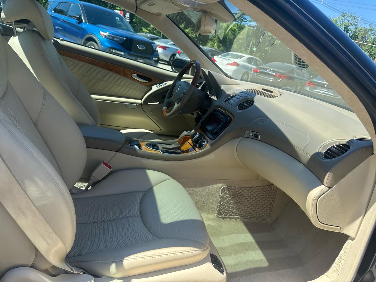 Mercedes-Benz SL-Class  2004