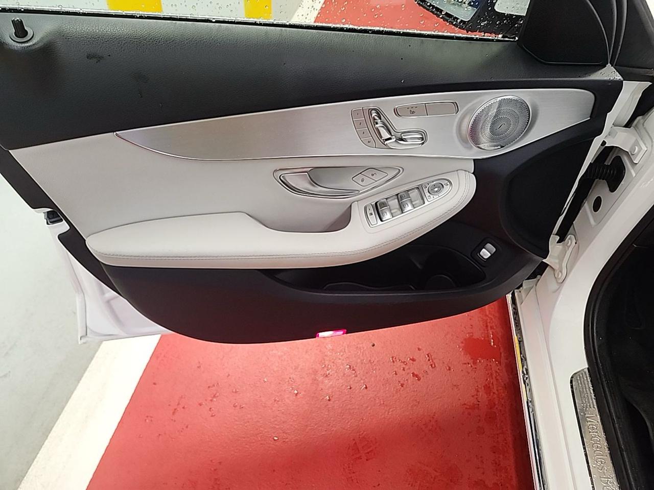 Mercedes-Benz C-Class  2016