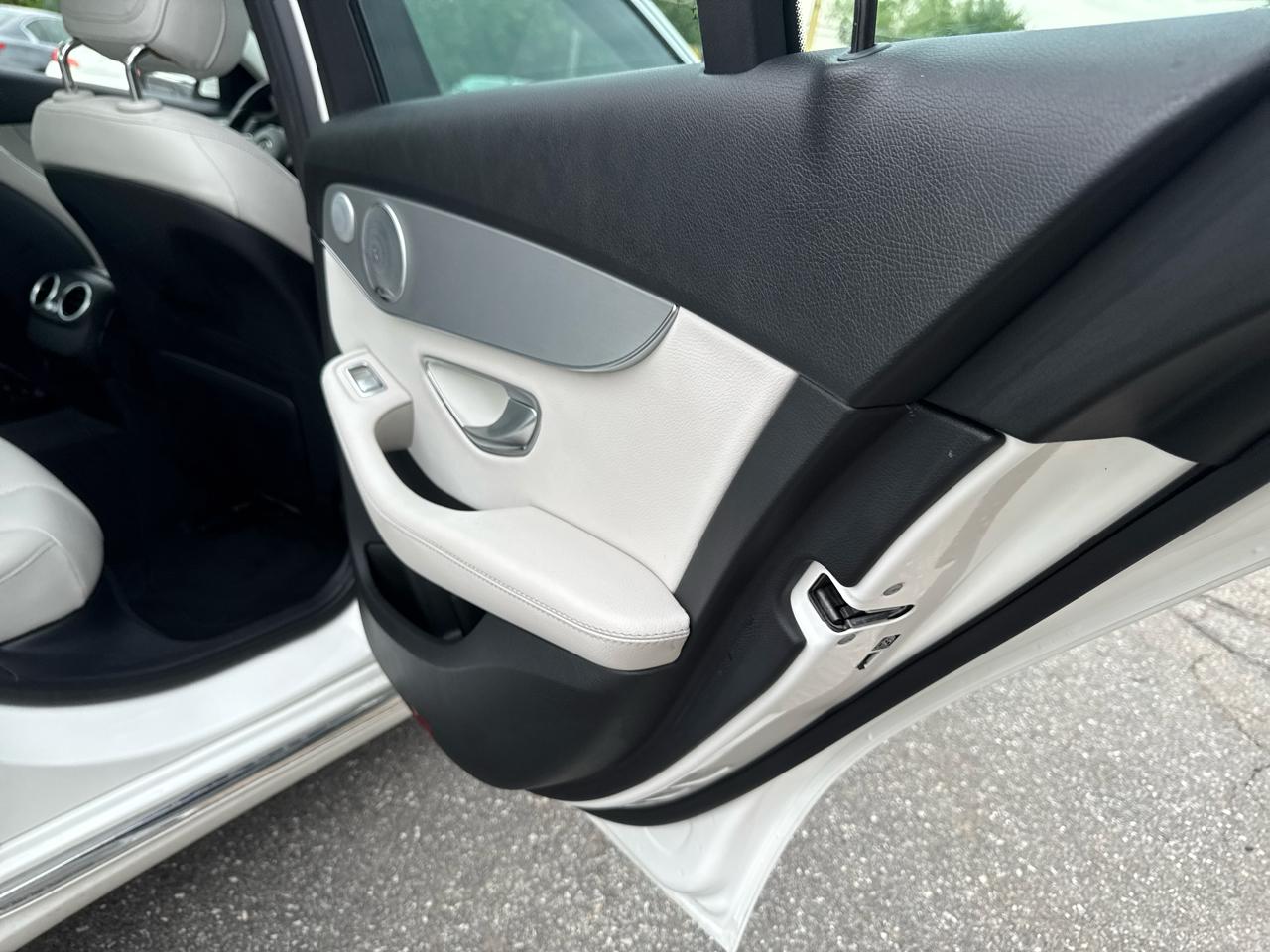 Mercedes-Benz C-Class  2016