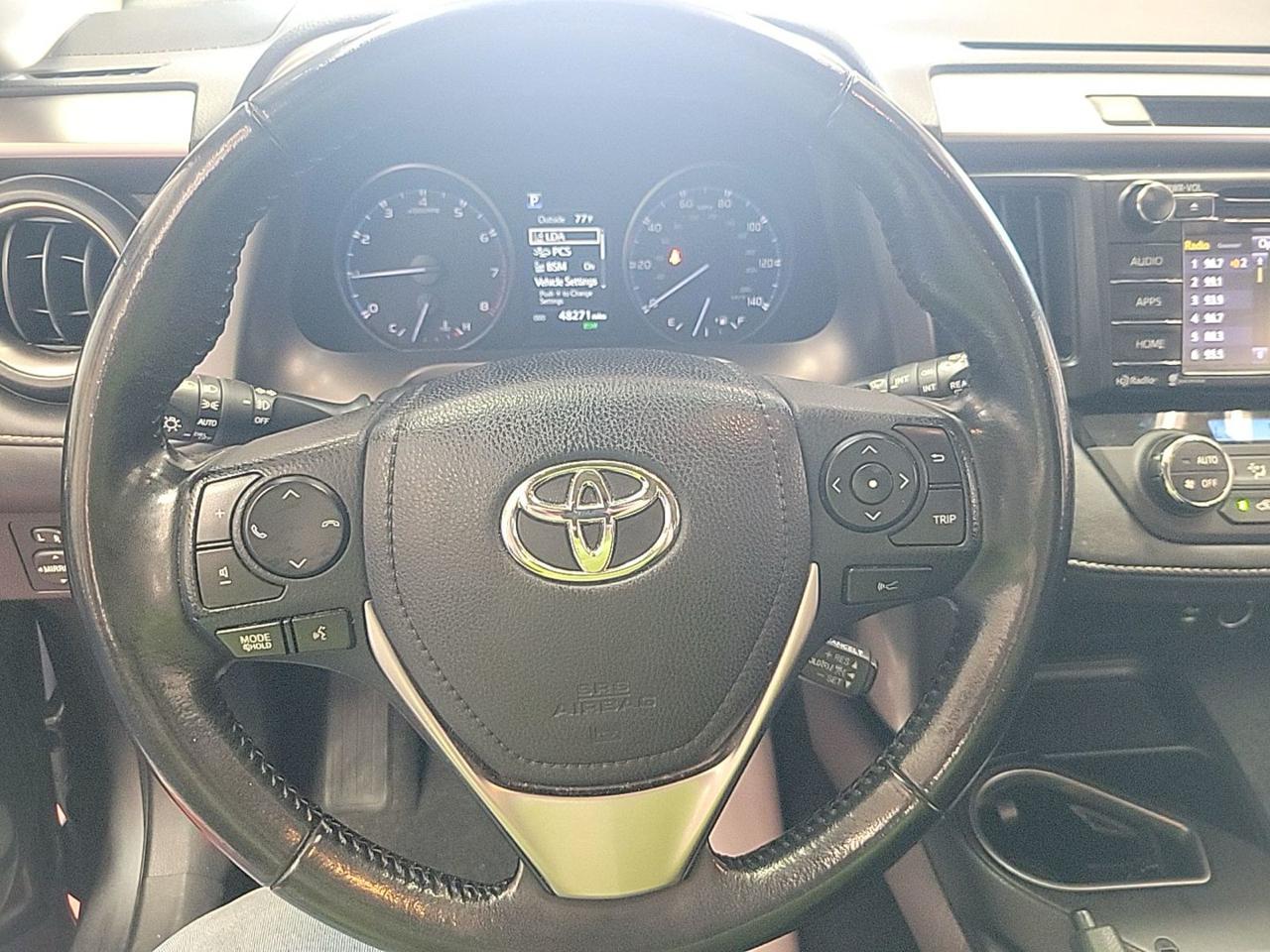 Toyota RAV4 XLE AWD 2018