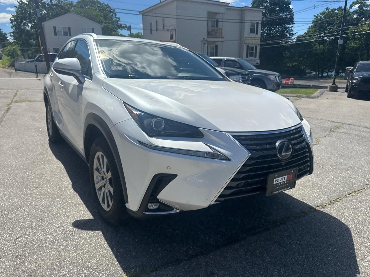 Lexus NX  2021