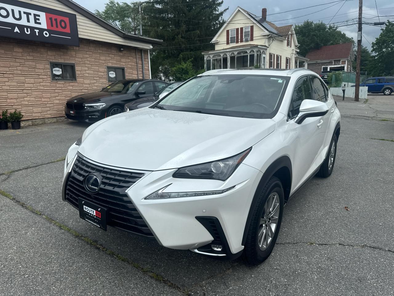 Lexus NX  2021