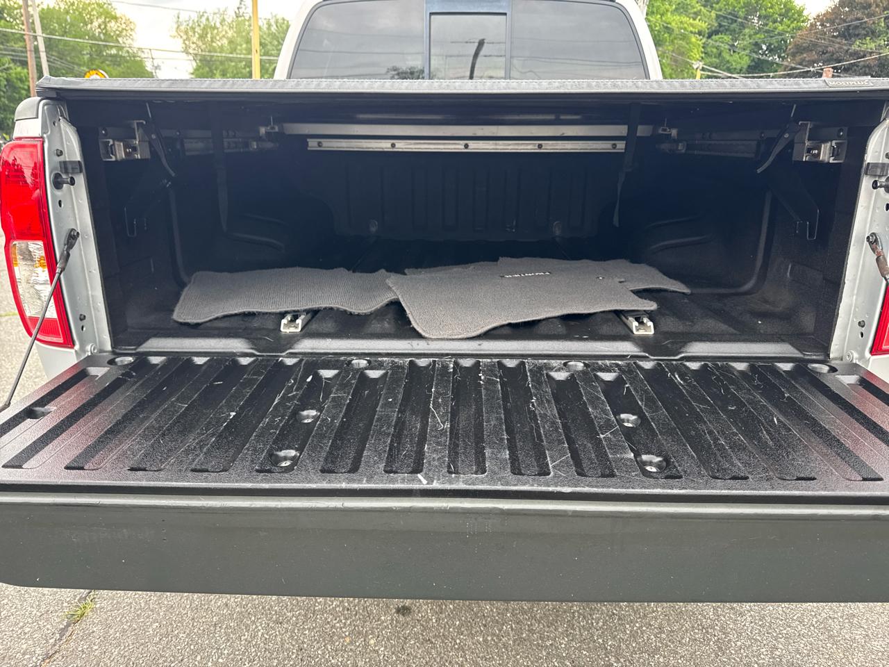 Nissan Frontier  2016