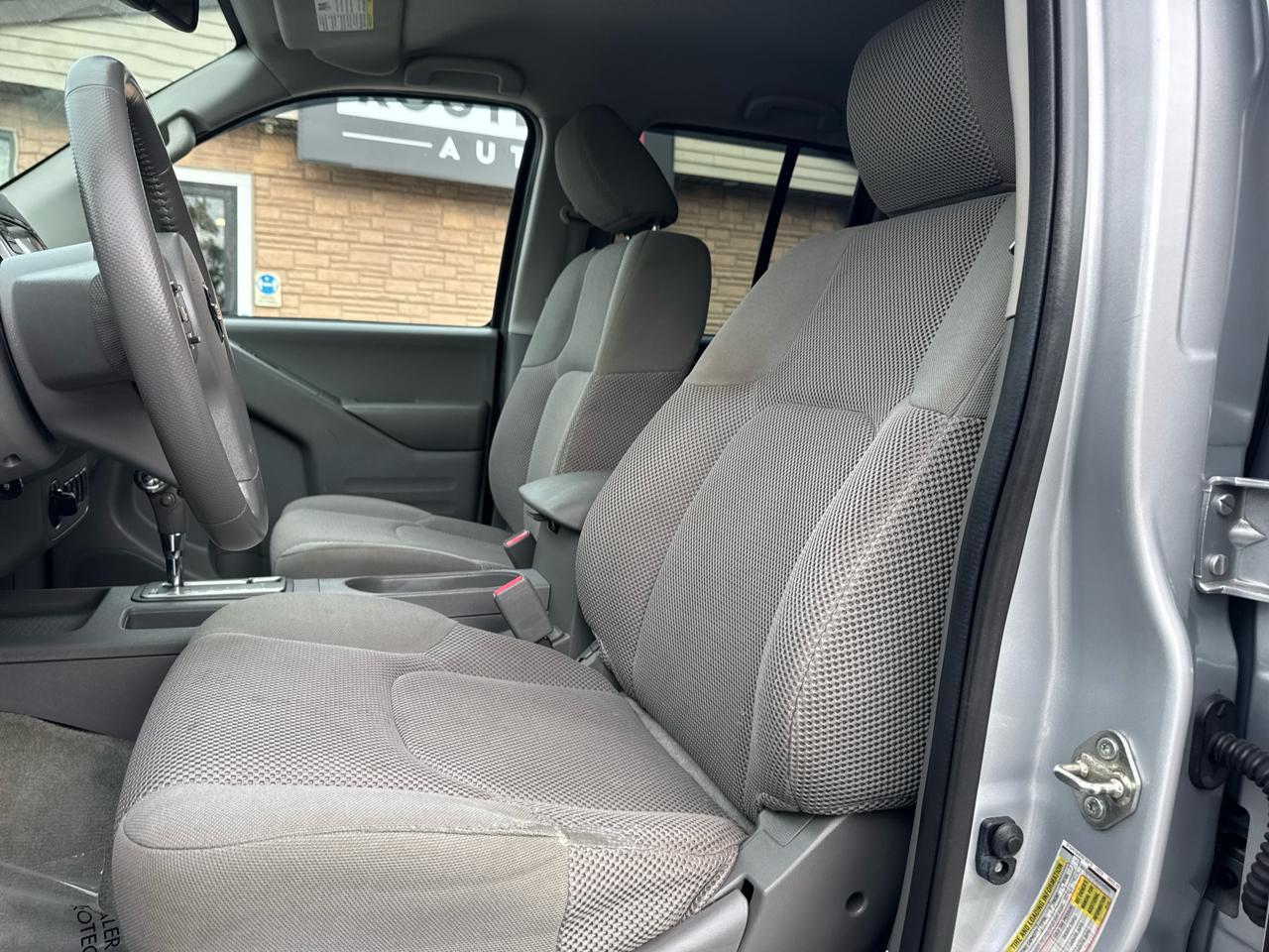 Nissan Frontier  2016