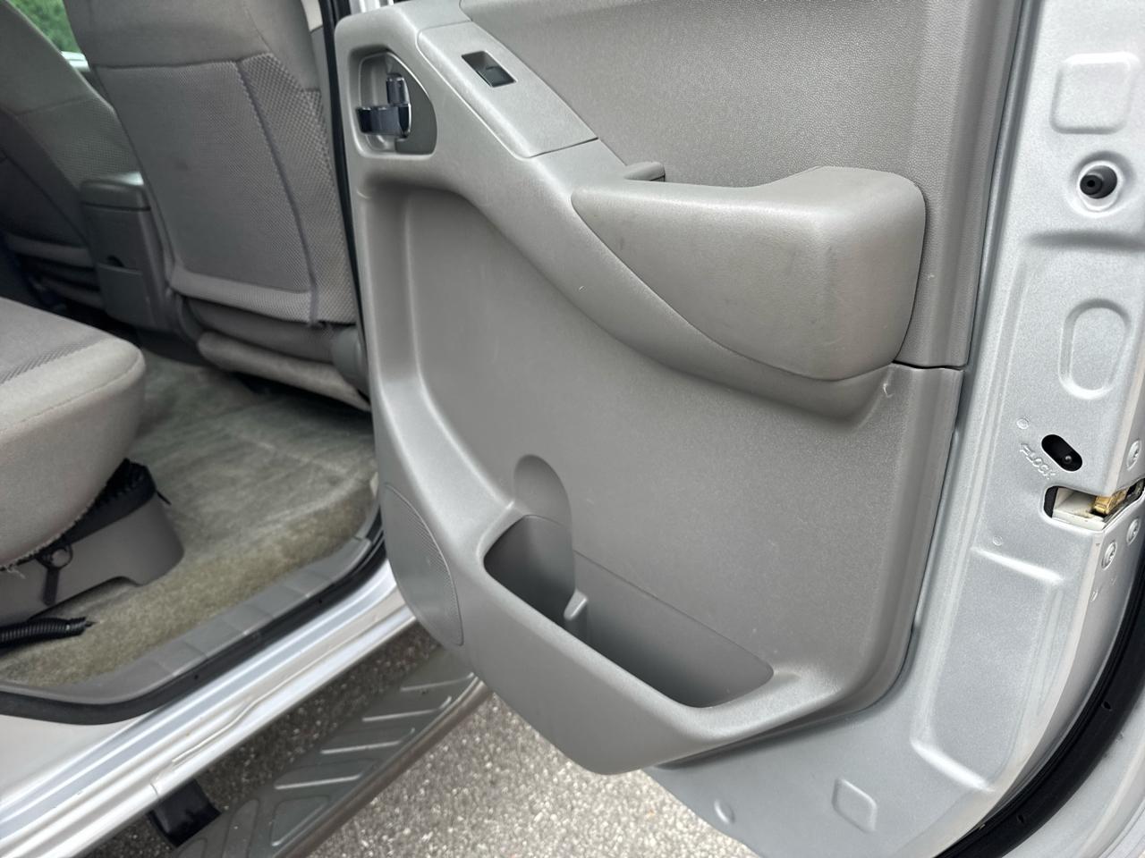 Nissan Frontier  2016