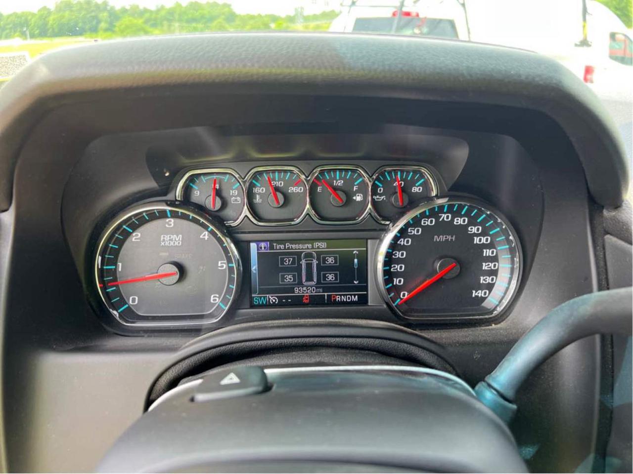 Chevrolet Tahoe  2015