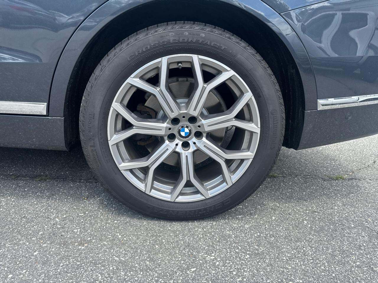 BMW X7  2019