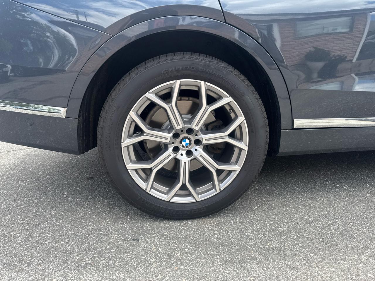 BMW X7  2019