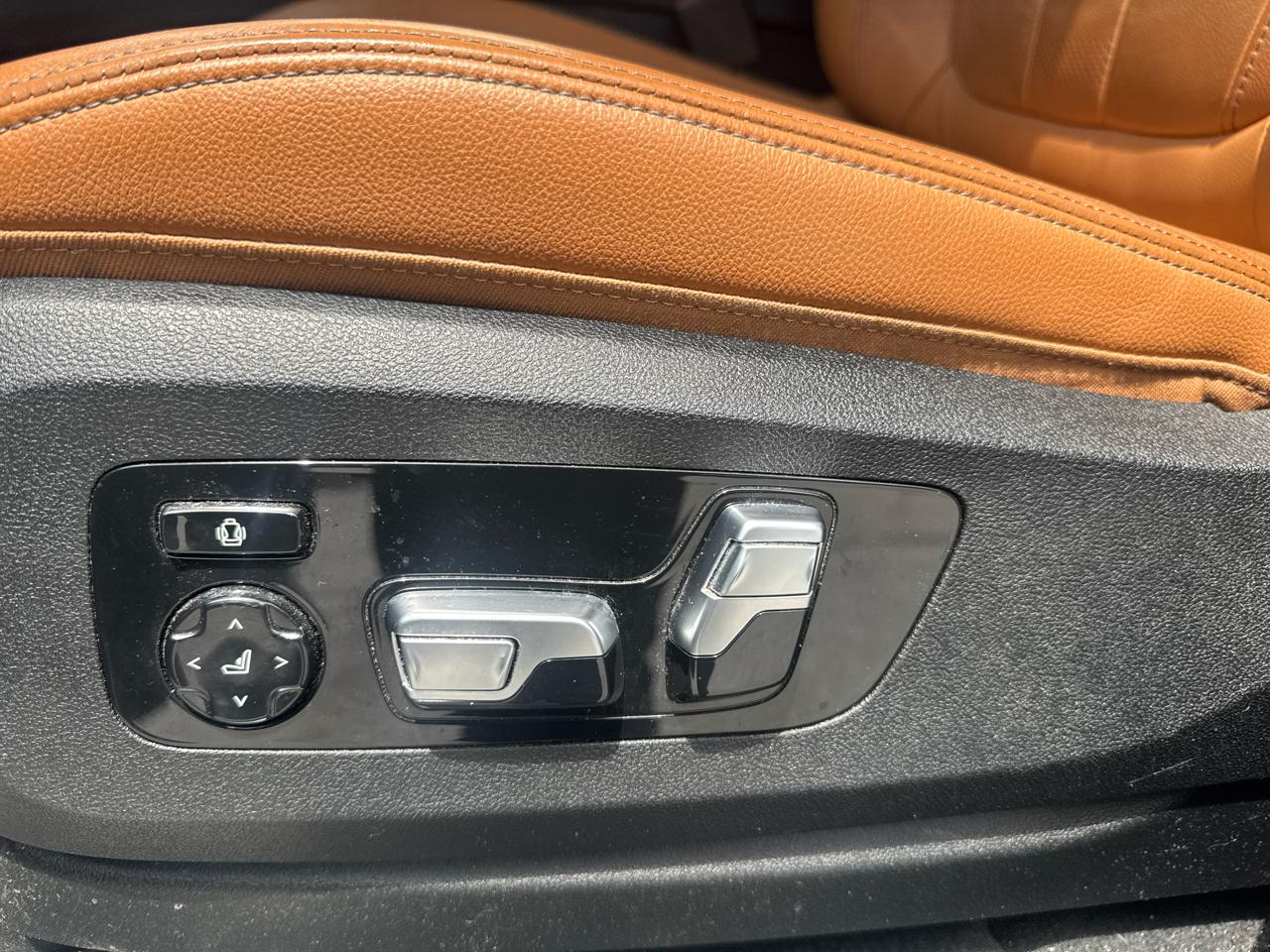 BMW X7  2019