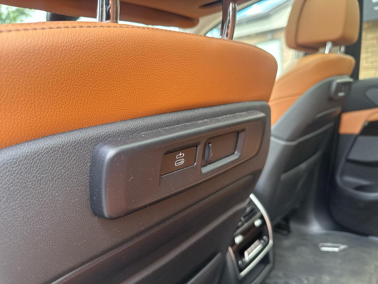 BMW X7  2019